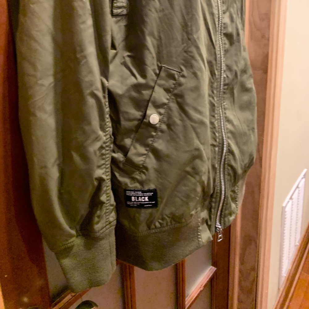 Olive Colored Jacket - Picture 4 of 8
